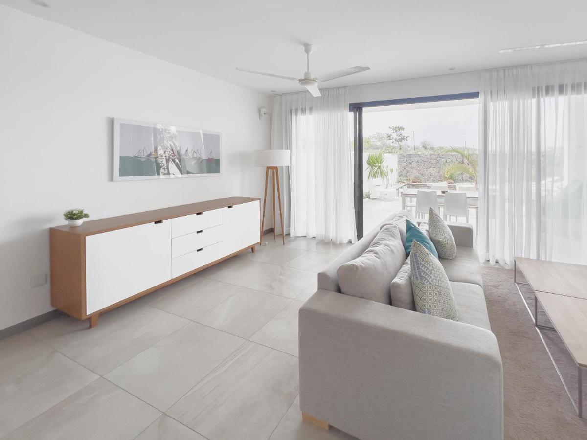 Residence Celestial - Premium 3 Bedrooms Villa With Volcanic Stone Pool กรองด์เบย์ ภายนอก รูปภาพ